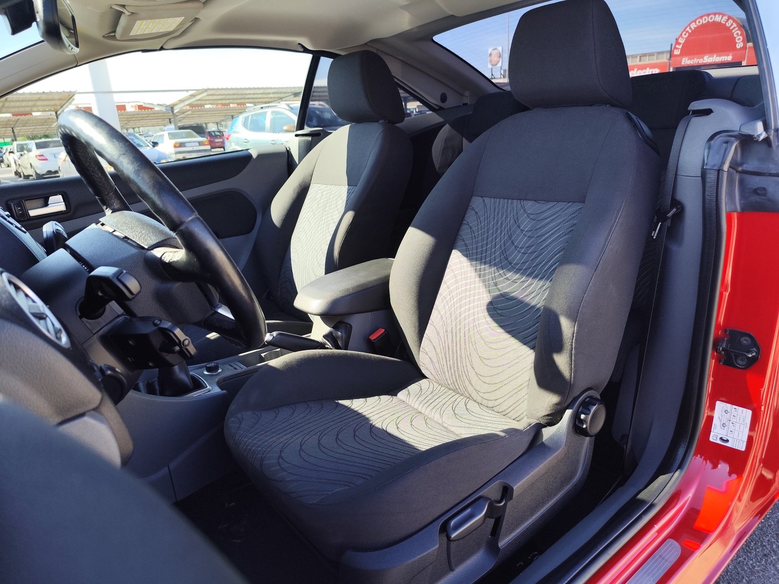 FORD FOCUS 1.6 GASOLINA 100 CV 150.000 KM 2008 MANUAL