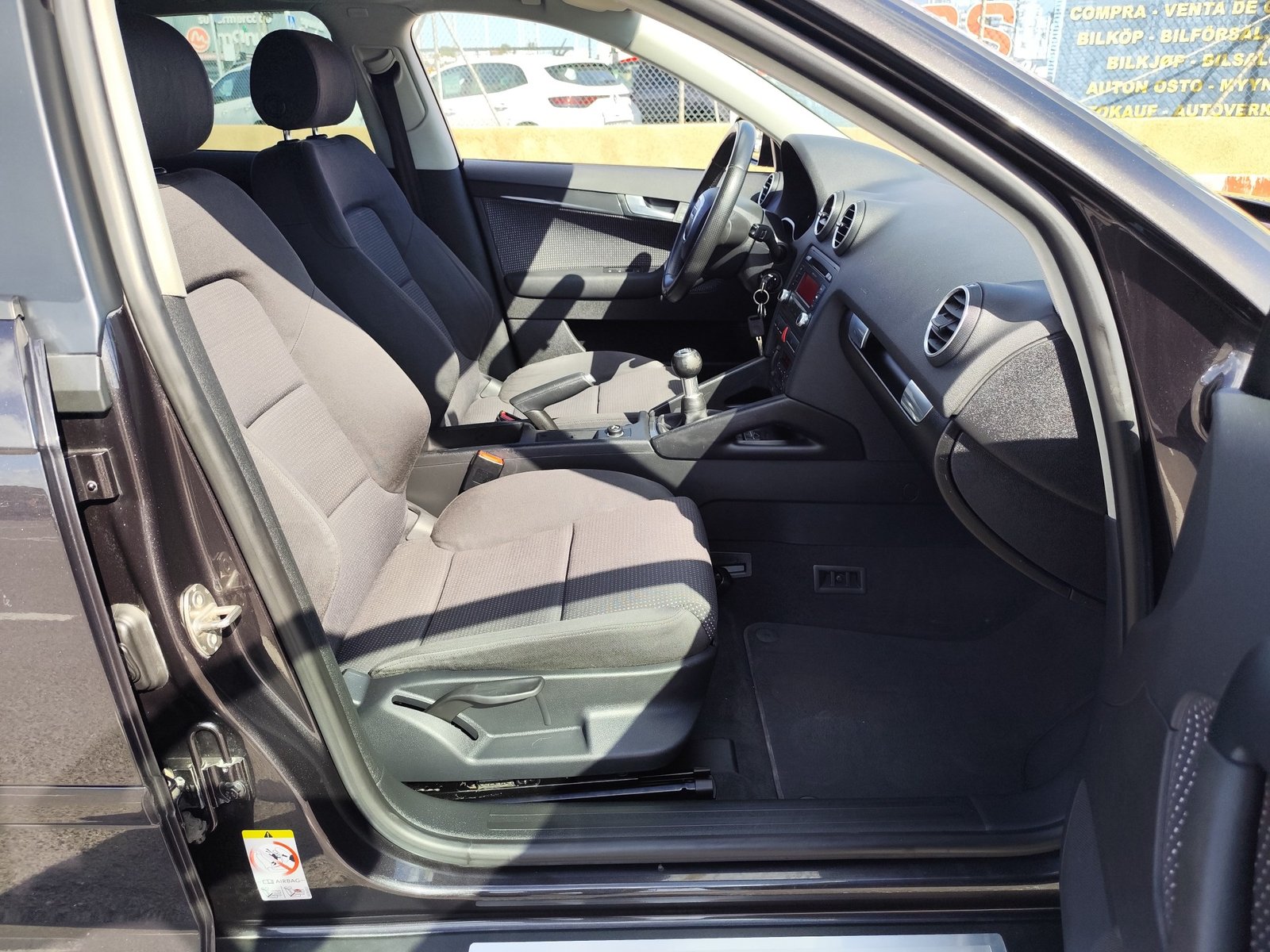 AUDI A-3 1.6 GASOLINA 115 CV 155.000 KM 2007 MANUAL