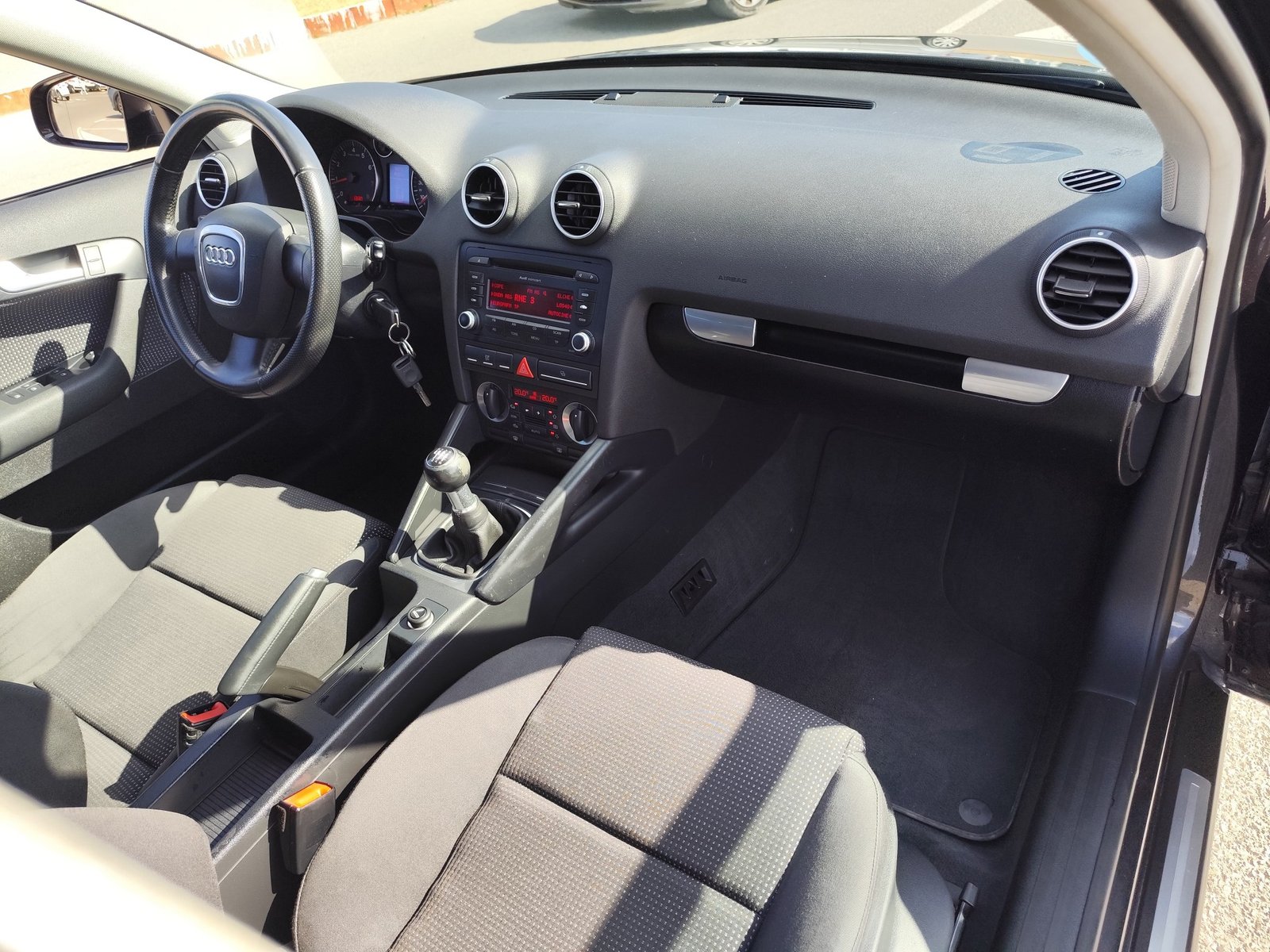 AUDI A-3 1.6 GASOLINA 115 CV 155.000 KM 2007 MANUAL